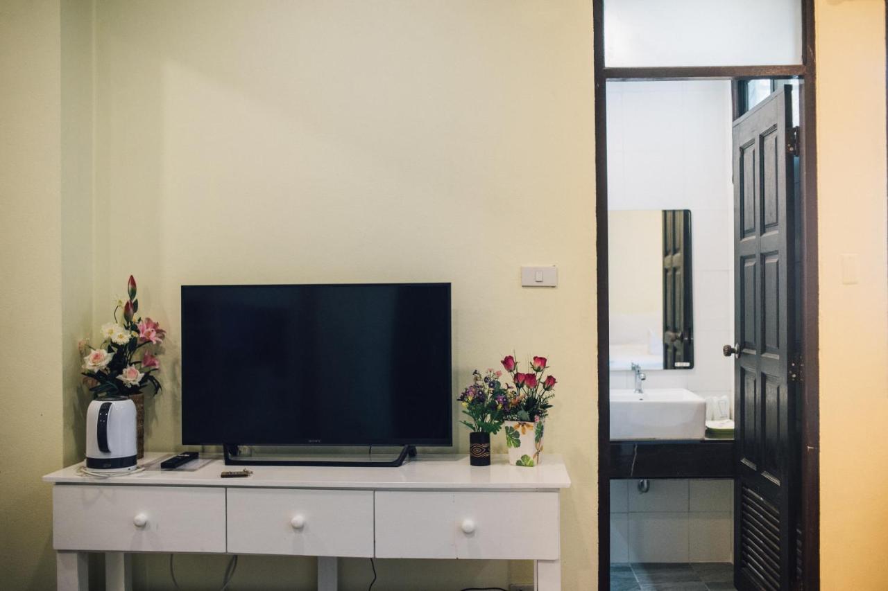 Kristi House (Adults Only) Hotel Chiang Mai Luaran gambar